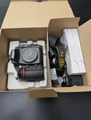 Nikon D700 full digital body