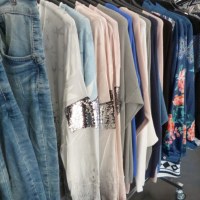 STOCK VETEMENTS FEMME, HOMMES-MAROQUINERIE