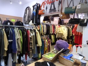 Lot revendeur fripes vêtements femme (d'occasion) TB état : 0,5€ pièce