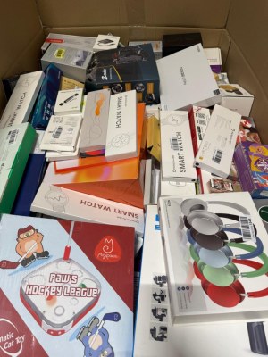 Palettes Amazon électroniques – Déstockage high-tech B2B – Vente camion / container