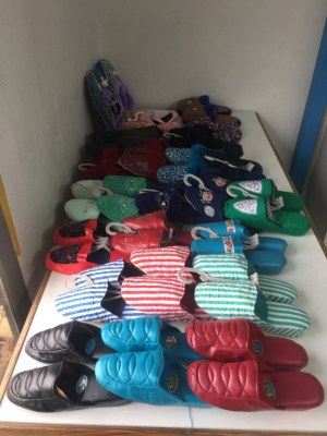 Destockage de pantoufles