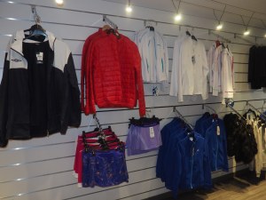 Fin de stock vetement de sport