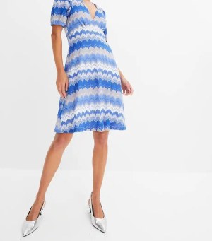 Robes pour femmes en gros, Catégorie A, tailles 32–44, à partir de 2,90 €, printemps/ét...