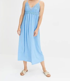 Robes pour femmes en gros, Catégorie A, tailles 40–48, à partir de 2,90 €, printemps/é...