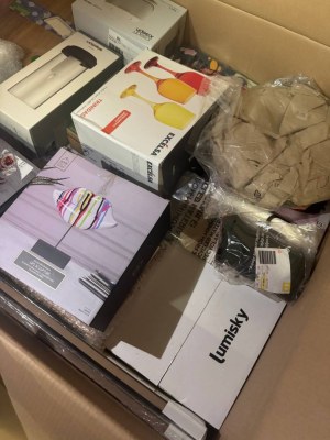 351 € par palette – mix d’appareils électroménagers, articles pour la maison et bébé,...