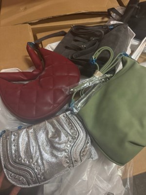 À partir de 3,50 € par sac – Nouvelle arrivée : mix de sacs catégorie A, directement d'...