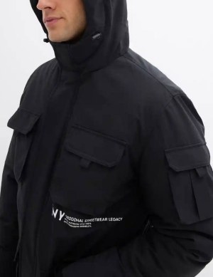 À partir de 9,20 €/pièce. Stock de vestes homme à capuche, catégorie A, tailles EU 44...