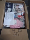 500 € | Mix de t-shirts de marque et manches longues, lot n° 687, 100 pièces, retours...