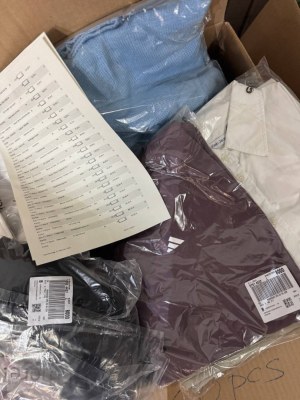 398 € par lot (60 pièces) – Vêtements de marque mixte femmes/hommes, catégories A/B/C...