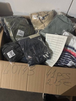 215 € – Vêtements de marque mixte pour femmes et hommes, 41 pièces, retours clients cat...