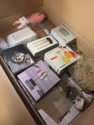 351 € par palette – mix d’appareils électroménagers, articles pour la maison et bébé,...