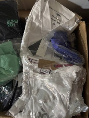 510 € – lot mixte de vêtements de marque pour femmes et hommes, 74 pièces, retours clie...