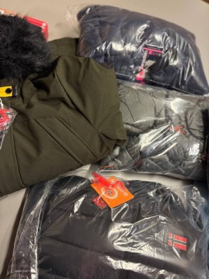 20 € mix de vestes d’hiver hommes femmes, parkas manteaux matelassés tailles 38–54, gra...