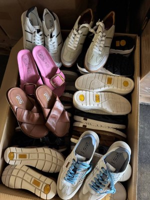 11,50€ Chaussures Camel Active mix femme, lot 306 avec 46 pcs, catégorie A, nouveaux mo...