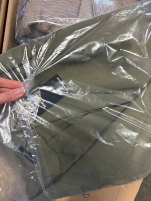 220 € Lot de blazers de marque, vestes, trenchs, vestes en jean et blousons, retours cl...