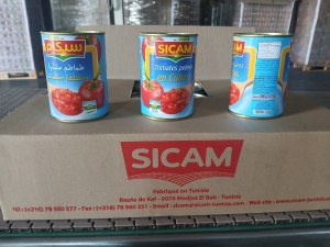 Destokage de boite de conserve de tomate concassées