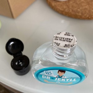 GELS HYDRO ALCOOLIQUES DESINFECTANTS POUR LES MAINS