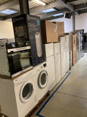 LOTS DE GROS ELECTROMENAGRS NEUFS