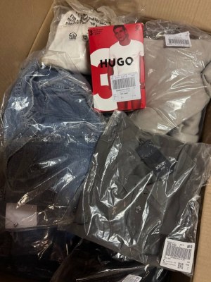 6,70 €/pièce – Vêtements de marque (mixte) pour femmes et hommes, catégories A, B, C,...