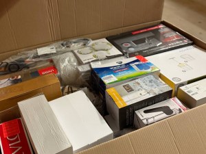 350 € par palette – Marchandises de retour MIX : appareils ménagers, électronique, arti...