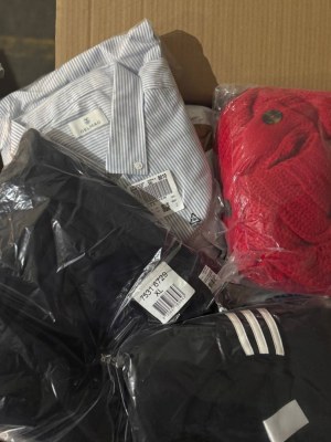 429 € Lot : 66 pièces de vêtements de marque pour femmes et hommes (mix) – retours clie...