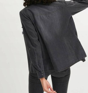 À partir de 2,30 € — Chemises pour femmes d'Allemagne, catégorie A, tailles 38–56, stoc...