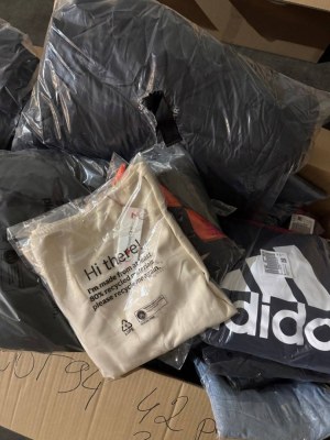313 € Lot de vêtements de marque mixte femme et homme, 42 pièces, retours clients, caté...