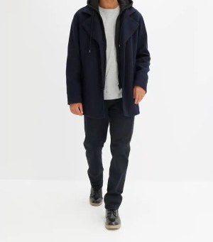 À partir de 8,10 € vestes homme avec capuche, lot de stock catégorie A, neuves et embal...