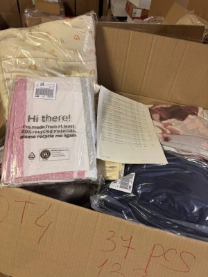 133 € – Produits de marque pour la maison, 37 articles dans le lot n°4, mix de retours...