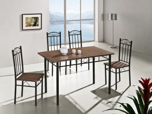 Table de cuisine + 4 chaises