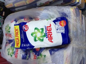 Lessive ariel expert en poudre