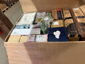 350 € par palette – Marchandises mixtes en retour des marketplaces allemandes : apparei...