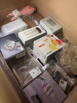 351 € par palette – mix d’appareils électroménagers, articles pour la maison et bébé,...