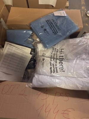 144 € pour 45 pièces – Mix d’articles ménagers de marque (retours A/B/C) en provenance...