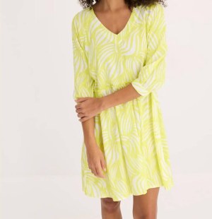 2,80 € Robes pour femmes stock catégorie A tailles 36–54 à partir de 20 pièces provenan...