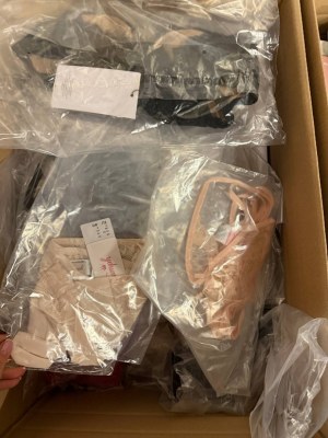378 € / Lot de lingerie féminine de marque, lot n° 111 de 90 pièces, catégorie A/B/C,...