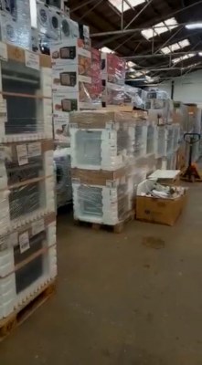 GRANDE VENTE DE DÉSTOCKAGE