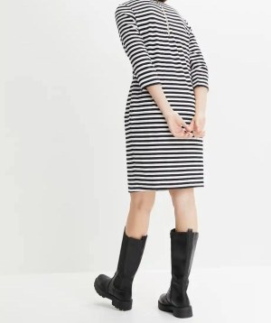 Robes pour printemps et été – Tailles 32, 36 – Stock disponible à partir de 20 pièces...