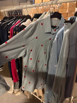 550 € Mix de vêtements femme Stock, lot n°10, 100 pièces, catégorie A, marchandise neuv...
