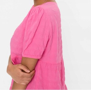 Blouses pour femmes issues de catalogues allemands – Printemps et été, disponibles immé...