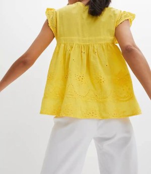 Blouses pour femmes pour la saison printemps-été – tailles 38 à 56, à partir de 2,30 € par pièce...