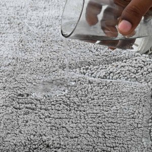 3,50 € Tapis de bain gris 55x50 cm hauteur de poil 13 mm poids 1,9 kg produit neuf en...