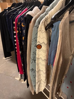 550 € Mix de vêtements femme Stock, lot n°10, 100 pièces, catégorie A, marchandise neuv...