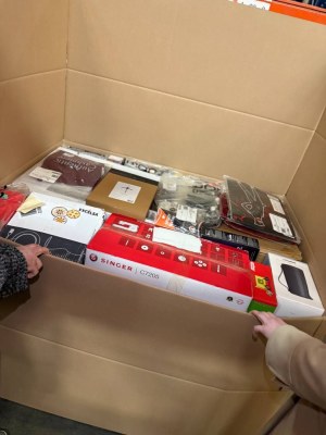 350€ Palette MIX P11 : électroménager, jouets, textile, retours catégories A/B/C, grand...