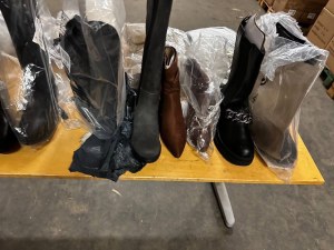 6,00 € / paire Stock Chaussures Mix Hiver Automne, nouvelle livraison Catégorie A, tail...