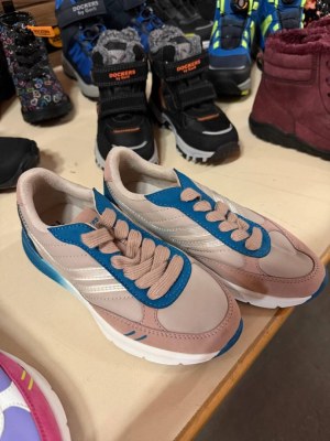 7,50 € DOCKERS chaussures enfants mix catégorie A échantillons nouveaux modèles toutes...