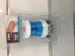 Eponge vaisselle et réservoir