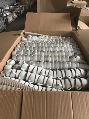 Lot de vaisselle 15T pour 11000,00€