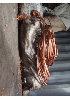 Câbles de cuivre dénudés