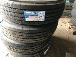 Pneus Poids Lourd (Camions)